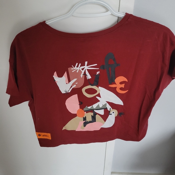 Lululemon tean canada Cates tee Montreal - Picture 2 of 3